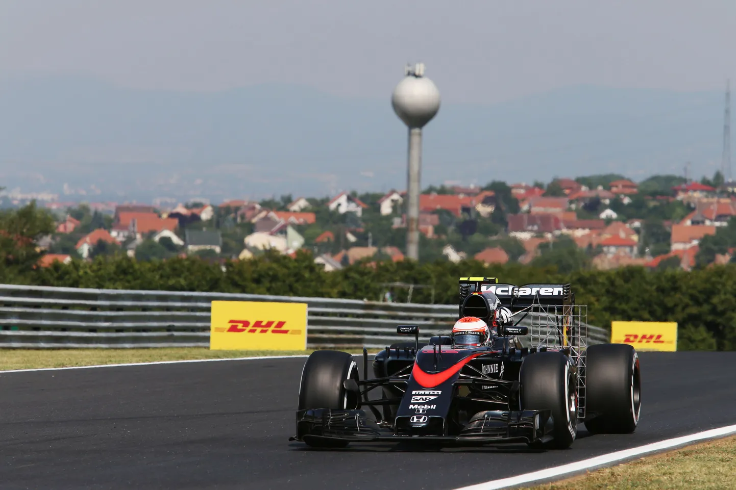 Jenson Button tänavuse hooaja McLaren-Hondaga.