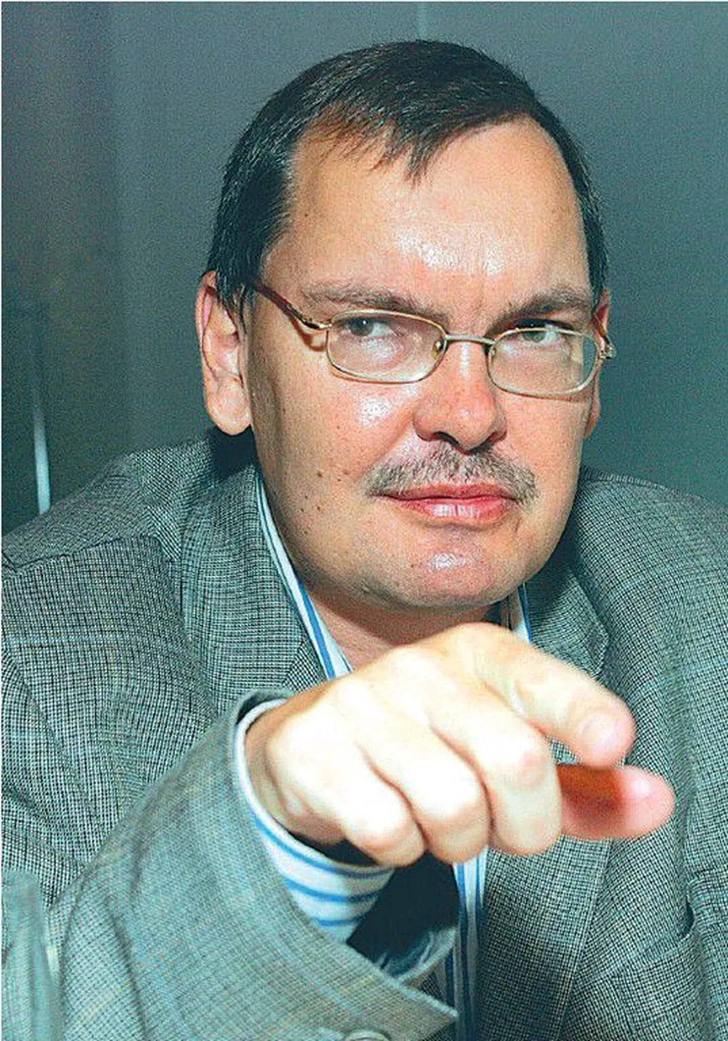 Male suurmeister Jaan Ehlvest.