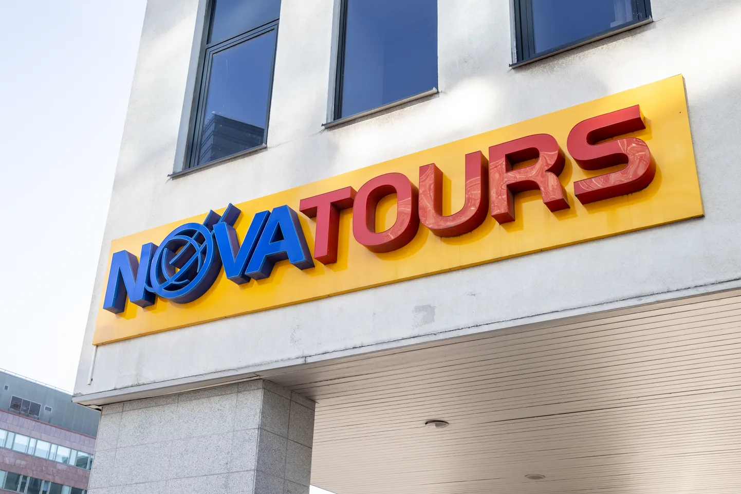 Novaturas ajab Eestis äri Novatoursi kaubamärgi all.