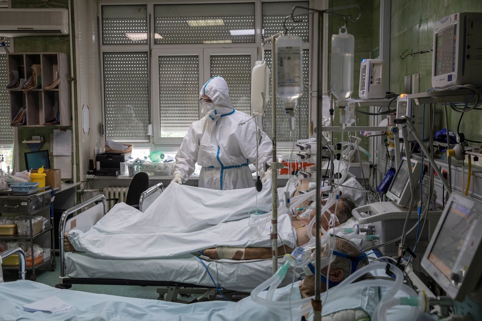 Covid-19 saslimušie slimnīcā Belgradā, Serbijā