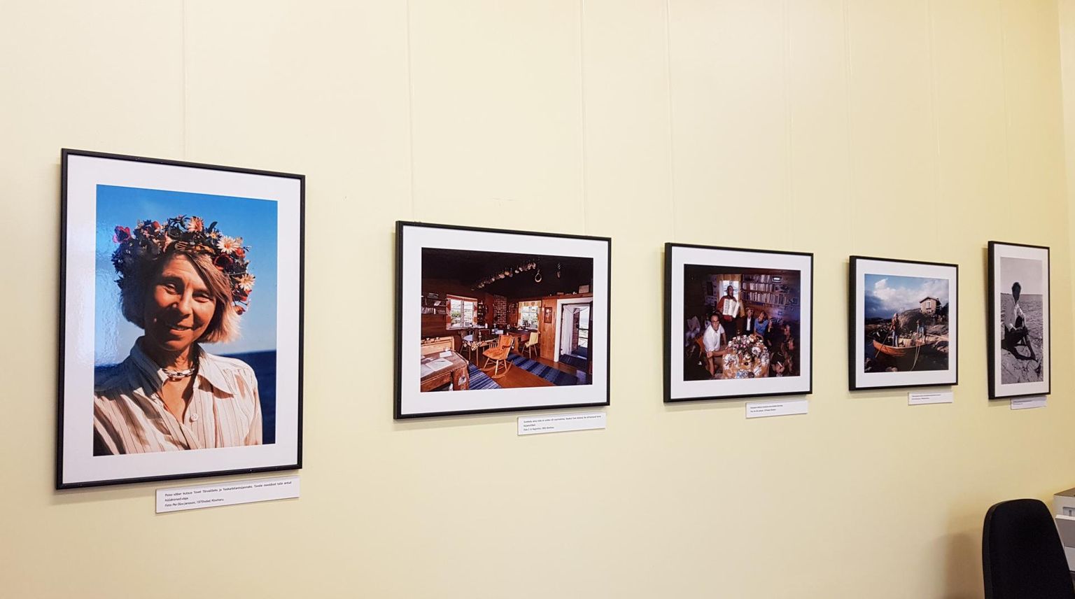 Näitus Tove Janssonist koosneb 80 aasta jooksul tehtud fotodest.