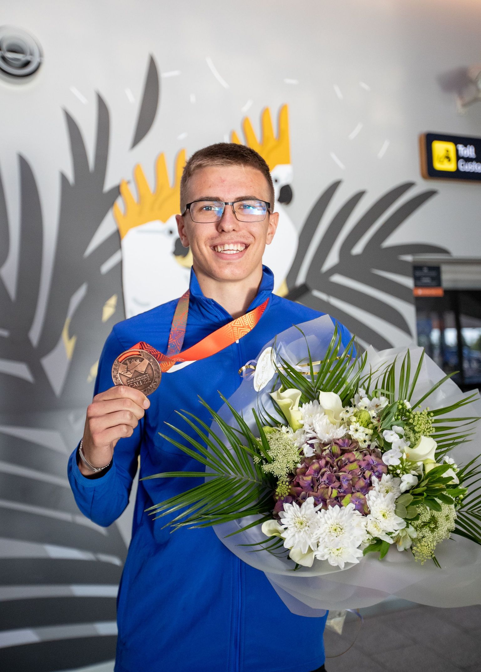 Виктор Морозов во вторник вечером прибыл в Таллиннский аэропорт с бронзовой медалью, завоеванной на юниорском чемпионате мира.