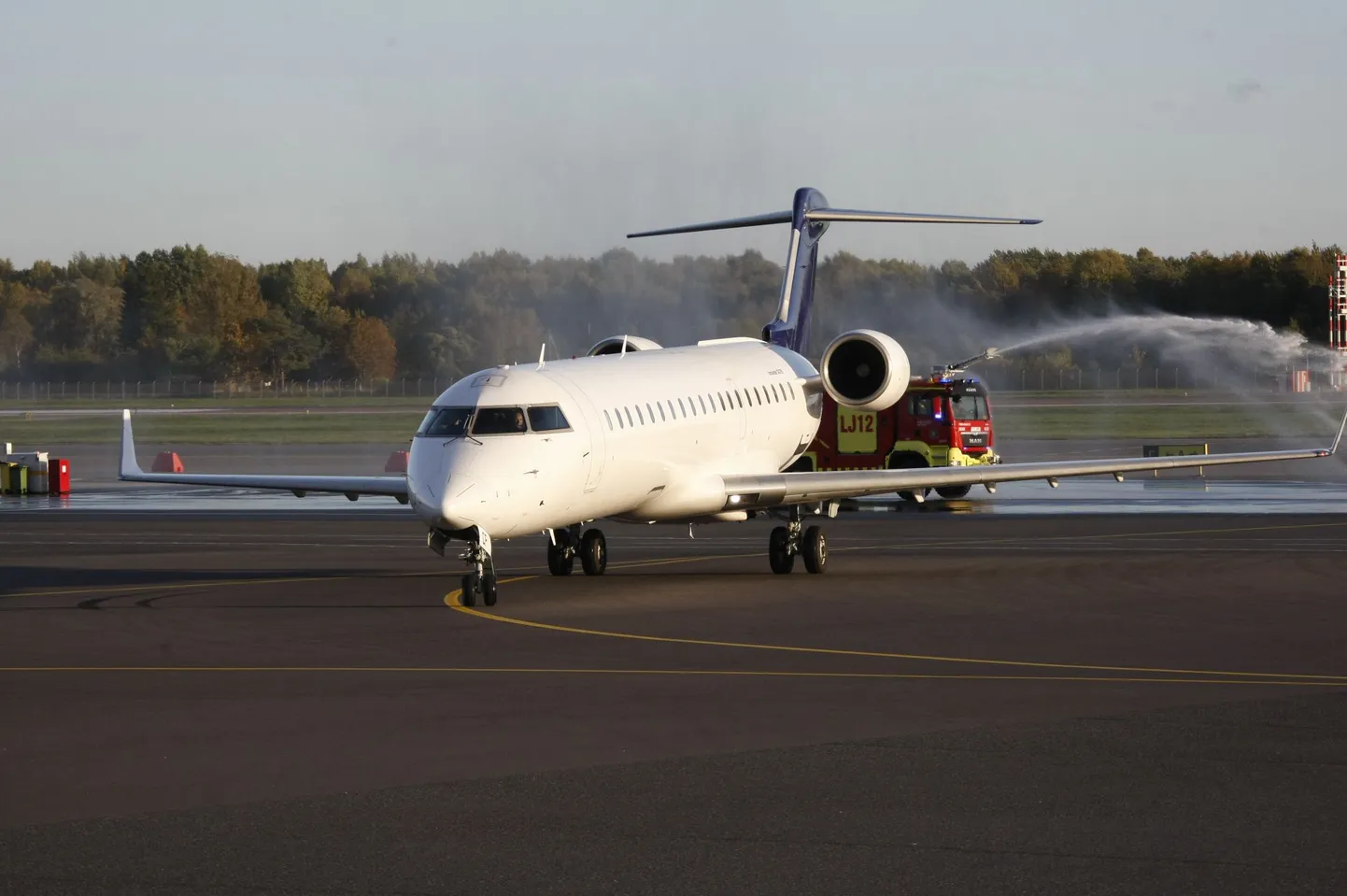 Estonian Airi uus Bombardier CRJ-700.