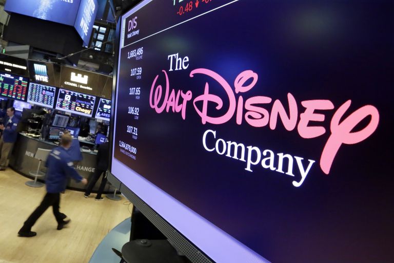  Walt Disney logo New Yorgi börsi ekraanil.