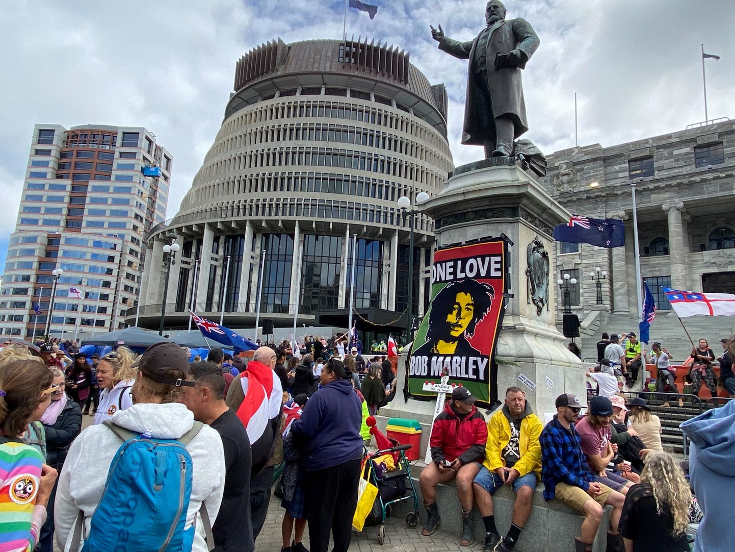 Koroonapiirangute ja kohustusliku vaktsineerimise vastane protest Uus-Meremaal Wellingtonis. Foto on tehtud 15. veebruaril