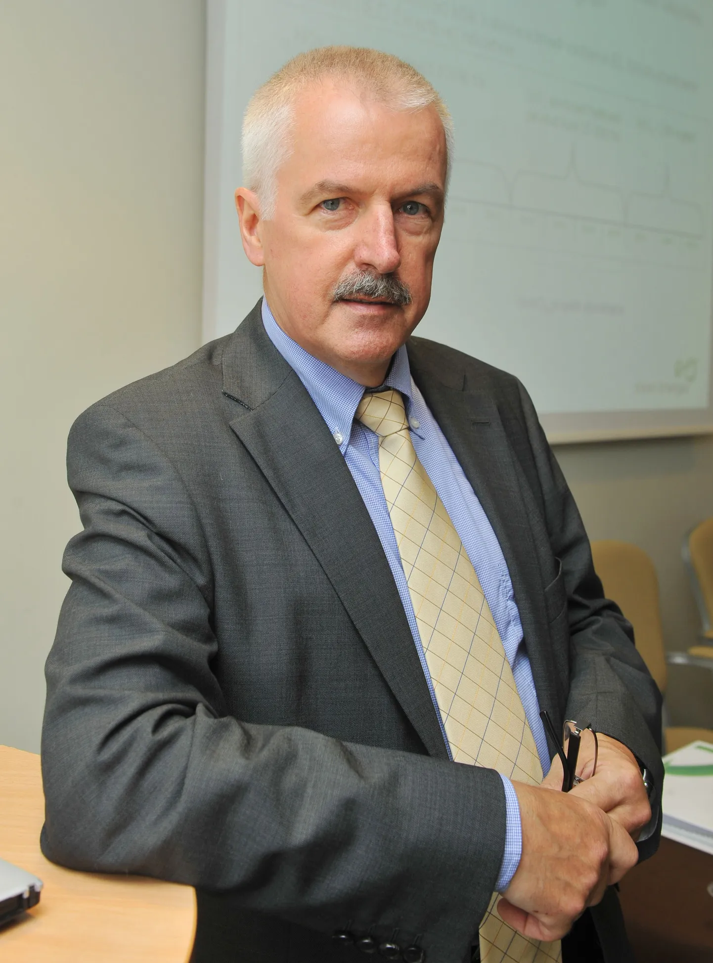 Руководитель Нарвских сланцевых электростанций Eesti Energia Тыну Аас.