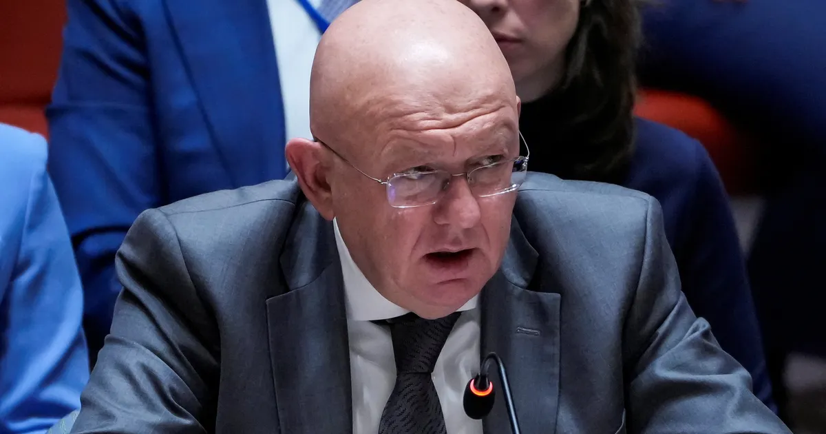 2022. aasta 24. veebruaril alustas Venemaa režiimi juht Vladimir Putin sissetungi Ukrainasse. Pärast seda, kui Ukraina lõi tagasi pealetungi Kiievile, on lahing