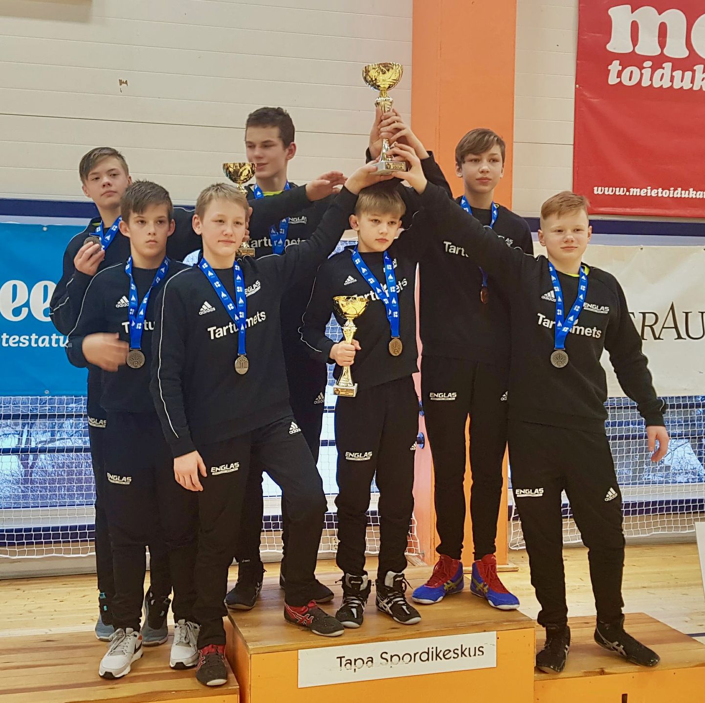 Tartu Kalev-Englase noored maadlejad võitsid Eesti meistrivõistlustelt seitse medalit.