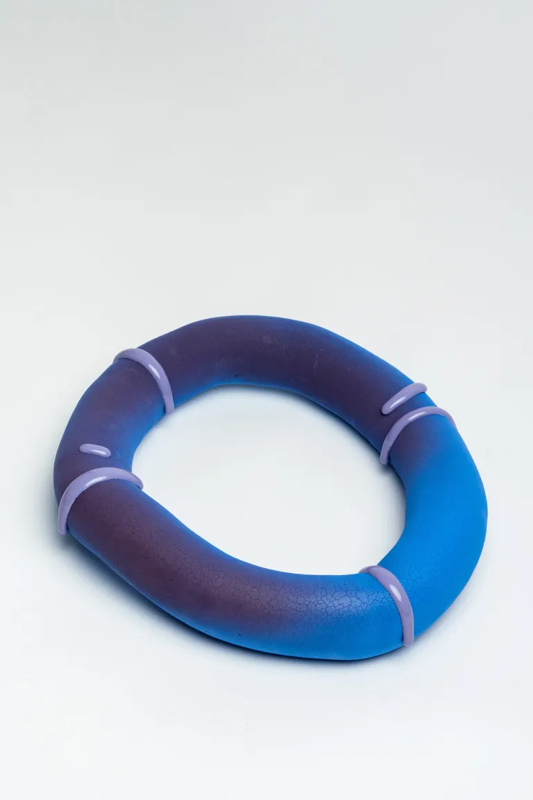 Arina Antonova (Šveice). "Heavy Blue Recuer"