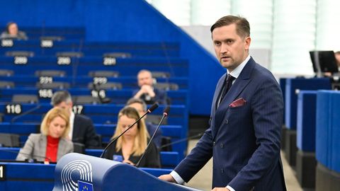 SOTID SELGEKS ⟩ Jaak Madison maksis keelatud reklaamikampaania raha tagasi