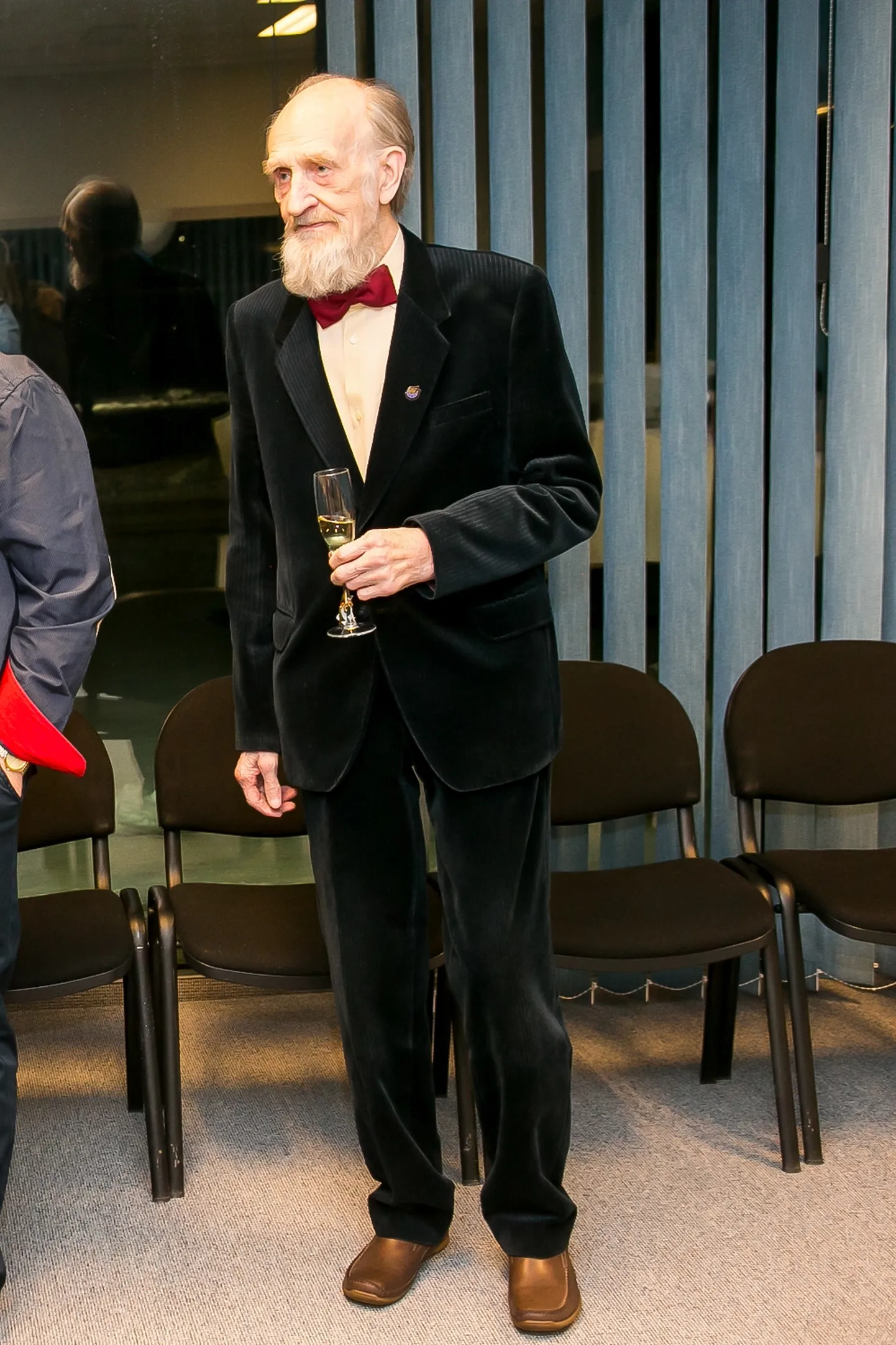 ALATI GALANTNE: Täna 85-aastaseks saav Rein Rooväli aasta tagasi Saaremaa teatri 55-ndal sünnipäeval.