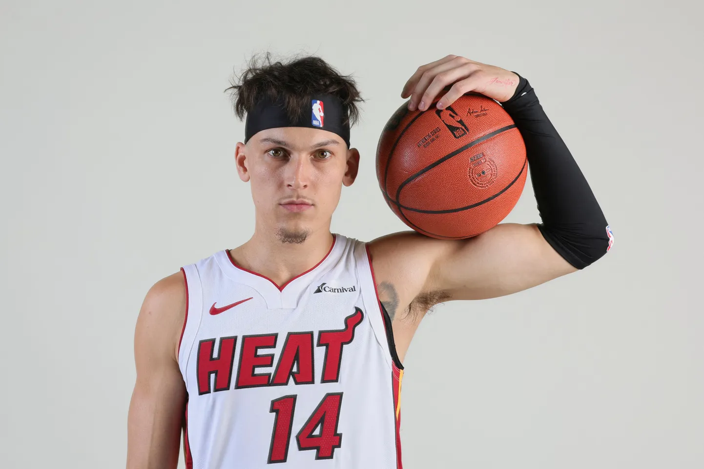 NBA spēlētājs Tailers Hīro
