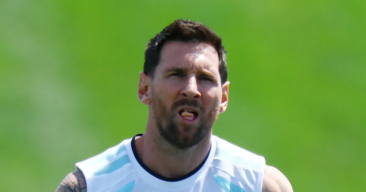 Alžeeria kaotas MMil. Järgnes ametlik kaebus kübaratriki löönud Messi peale