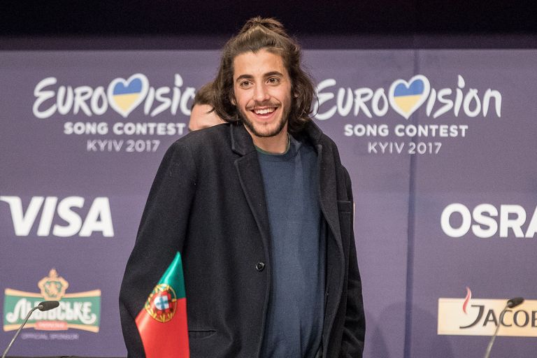 Eurovisiooni võit tõi muidu vaikse ja tagasihoidliku noormehe näole esimest korda laia naeratuse.