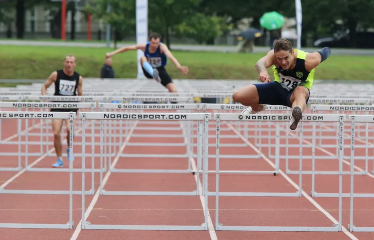 Tõkkejooksus sai Hausenberg kirja aja 15,03.