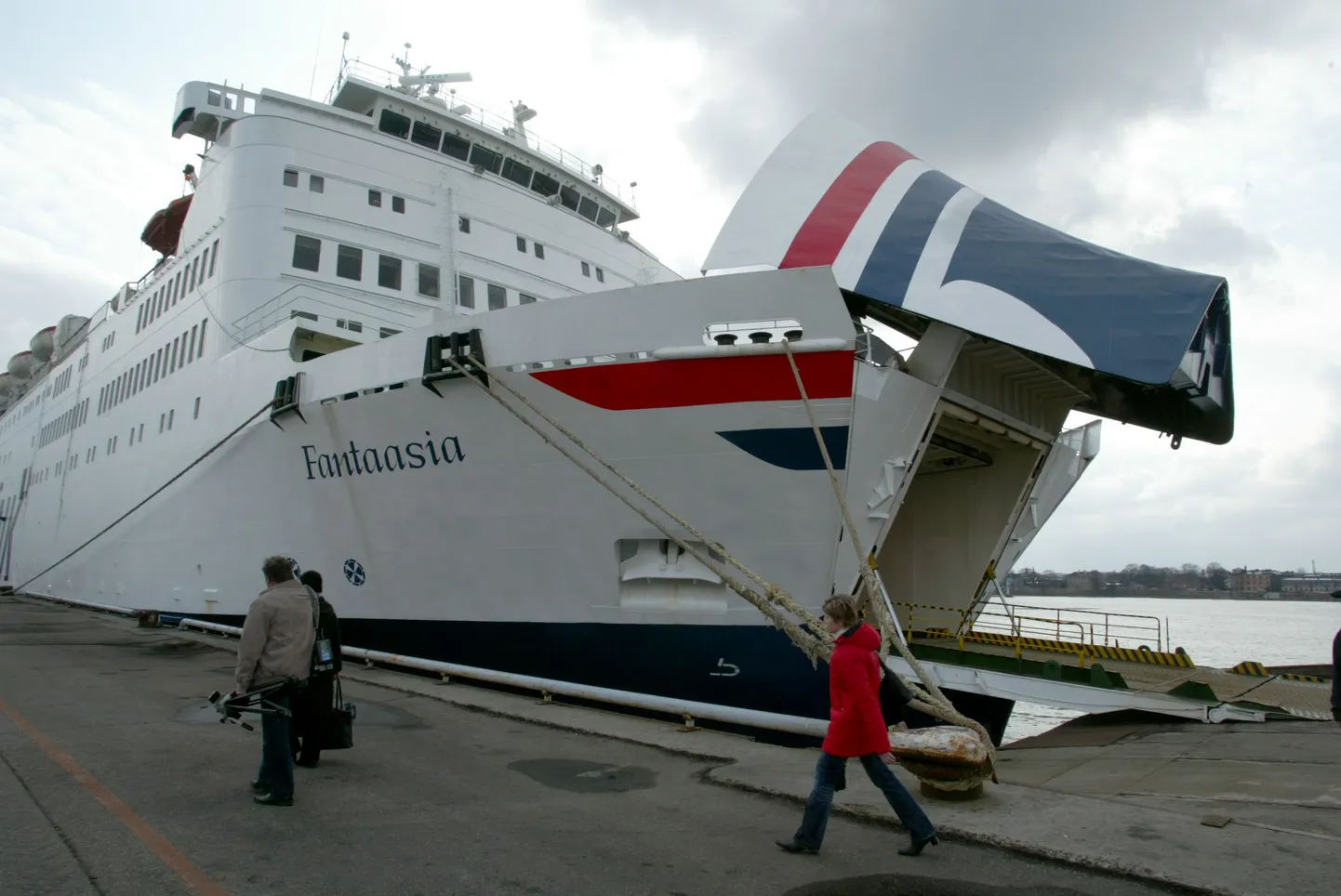 TLMP05:  M/S FANTAASIA  : TALLINN, EESTI, 05APR06
Pildil M/S Fantaasia Riia sadamas.
mm/Foto:MIHKEL MARIPUU
