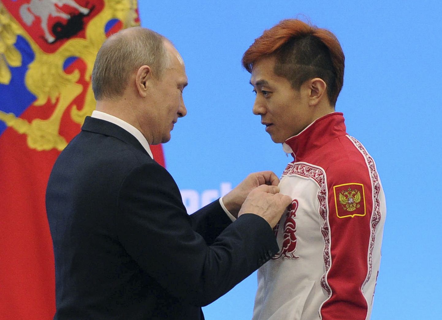 Venemaa president kinnitab Sotši olümpia järel lühirajauisutaja Viktor Ani rinda ordenit. Kui mitme sportlase puhul Putin seda pärast Pyeongchangi mänge teha saab? Või kas üldse?
