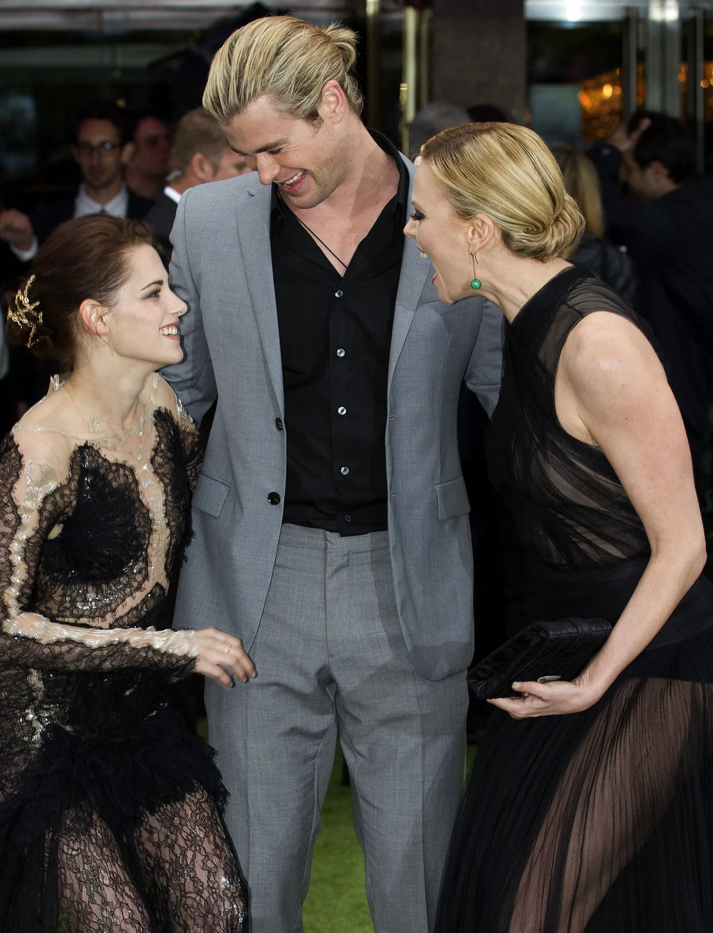 Kristen Stewart, Charlize Theron ja Chris Hemsworth