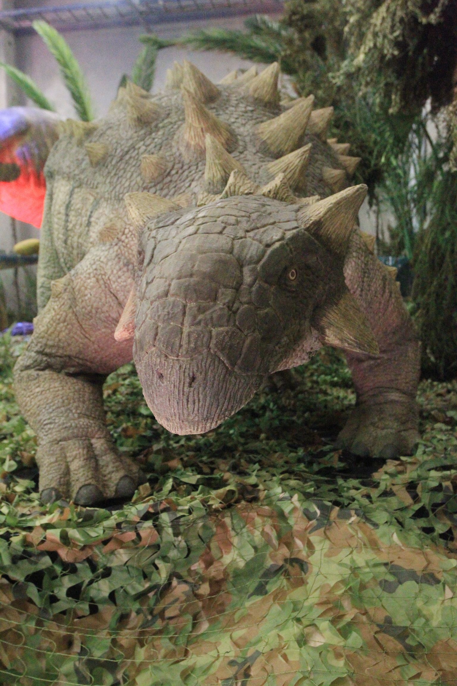 Dinosauruste näitus osutus oodatust veelgi populaarsemaks.
