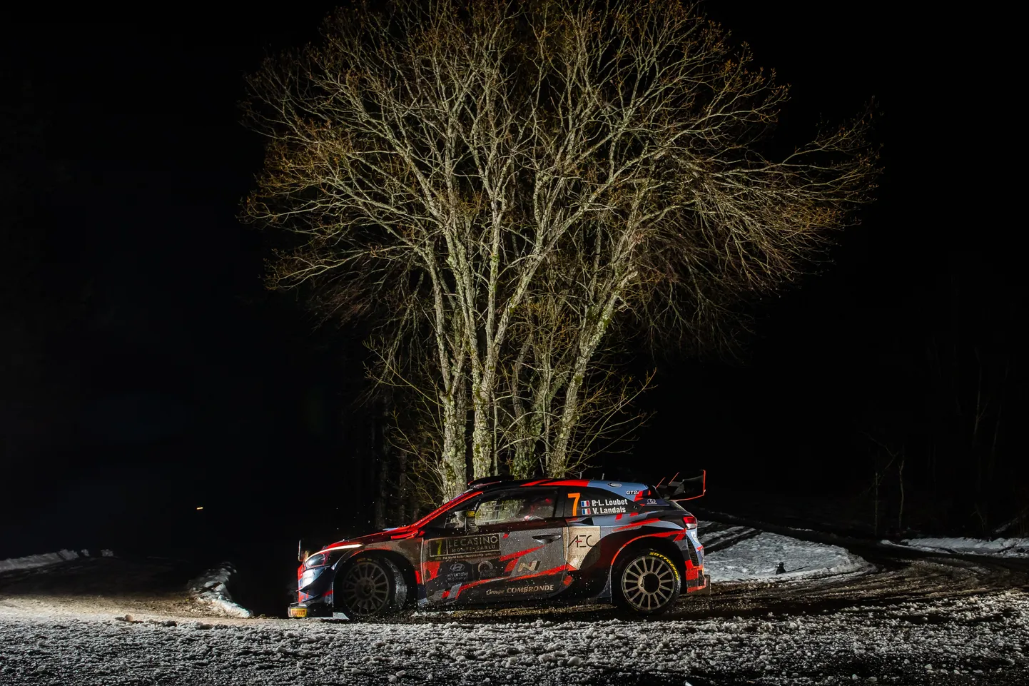 Hyundai Monte Carlo rallil.