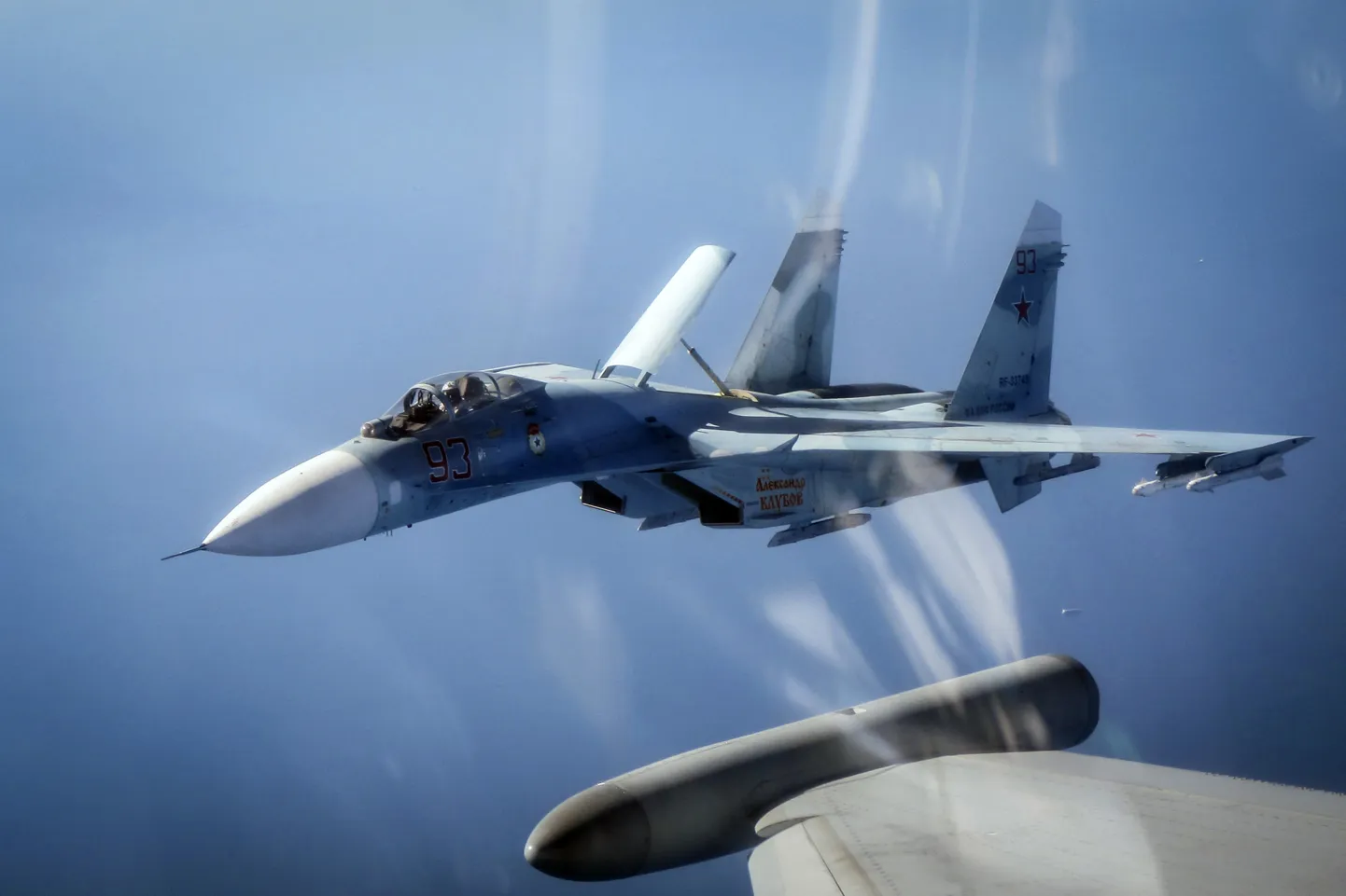 hävituslennuk Su-27.