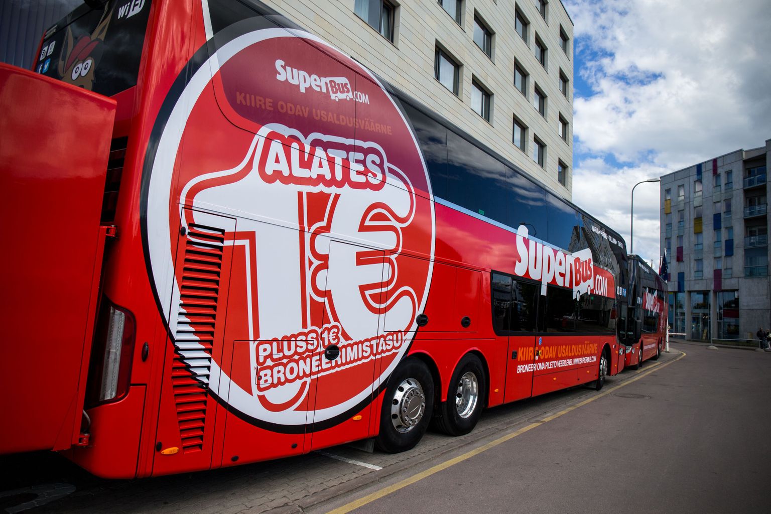 Suuremate linnade vahel hakkab sõitma uus bussifirma Superbus.