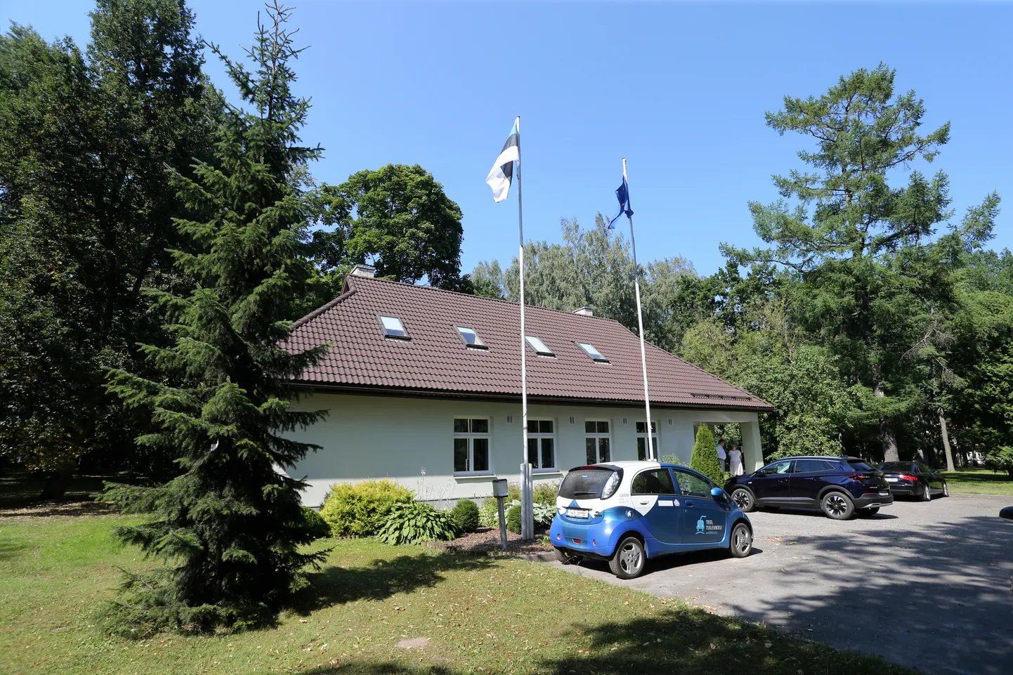 Kambja vallamaja asub Ülenurmes.