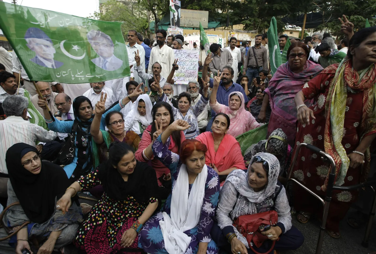 Pakistani ekspresidendi Pervez Musharrafi poolehoidjate meeleavaldus eile Karachis.