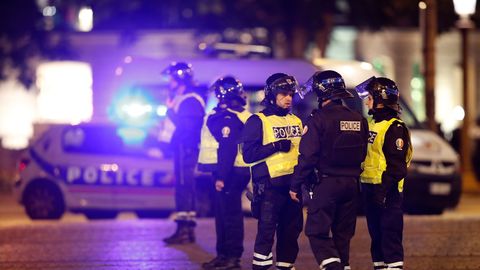 В центре Парижа стрельба: есть жертвы