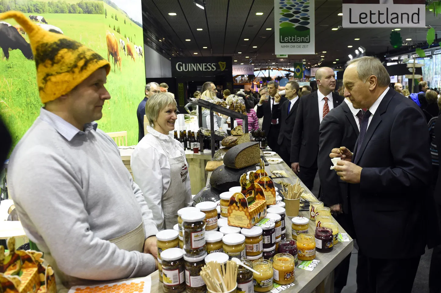 Стенд с латвийской продукцией.