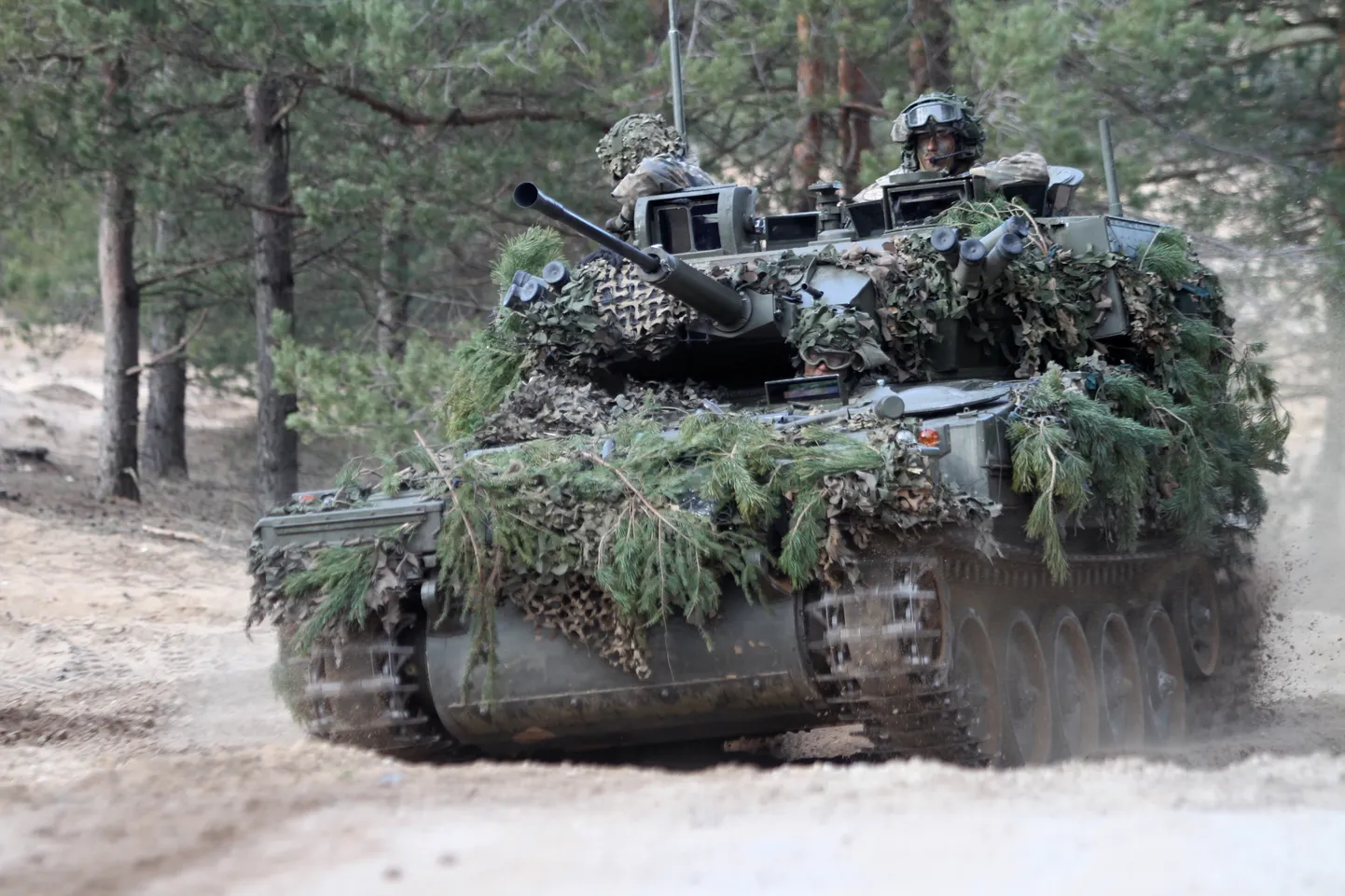 Бронемашина CVR(T) во время учений НАТО