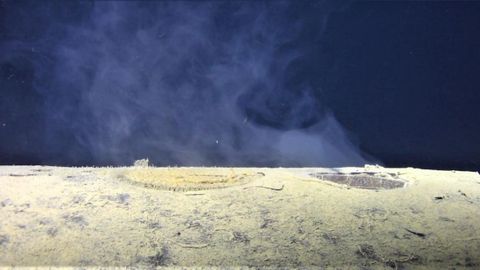 Külma sõja pärand: Norra mere sügavustes lekib uppunud Nõukogude tuumaallveelaevast radioaktiivset saastet