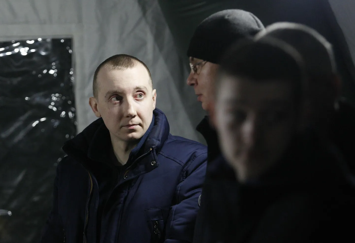 Stanislav Assejev pärast Ukraina ja Venemaa vahelist vangide vahetust. Raamatus «Helge tee» kirjeldab
ta elu venelaste loodud koonduslaagris, mille aadress on
Donetsk, Helge tee 3 (Світлий шлях 3). Koonduslaager asub endises tööstushoonete kompleksis, mille pindala on üle seitsme hektari.