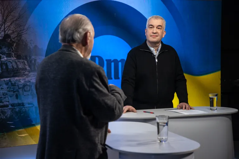 Фрагмент передачи.