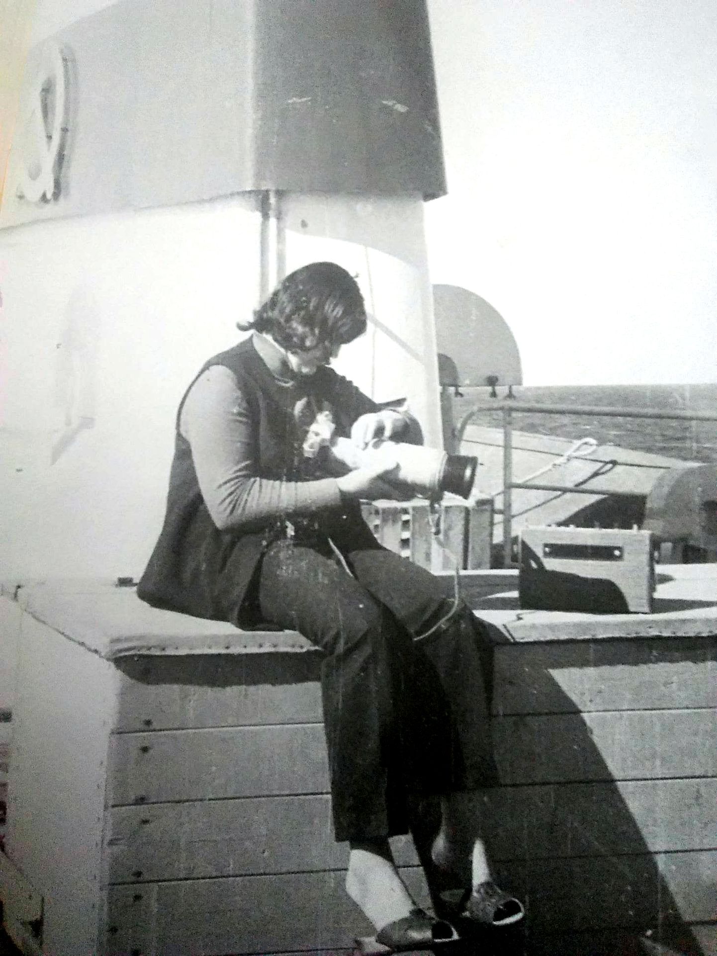 NAINE FOTOAPARAADIGA: Aino on sellel pildil 1968. aastal “Ruhnu” tekil.