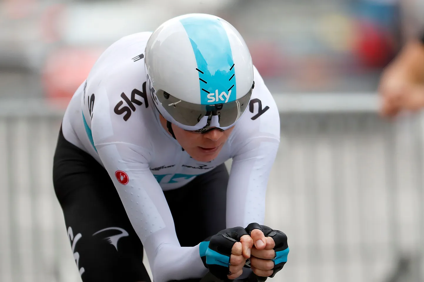 Chris Froome sai Giro d'Italia avaetapil kõigest 21. koha.