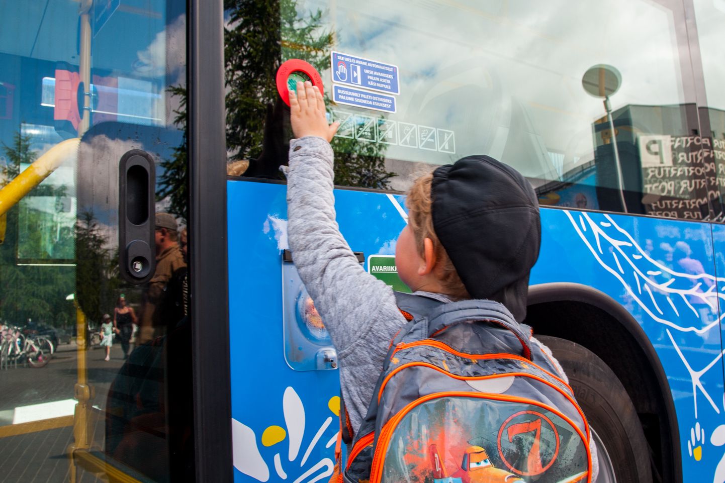 Pärnu linnavalitsus otsustas, et ühistranspordi kasutajatele võimaldatakse kõigis Pärnu linnabussides tasuta sõit 23. ja 24 veebruaril.  Foto on illustreeriv.
