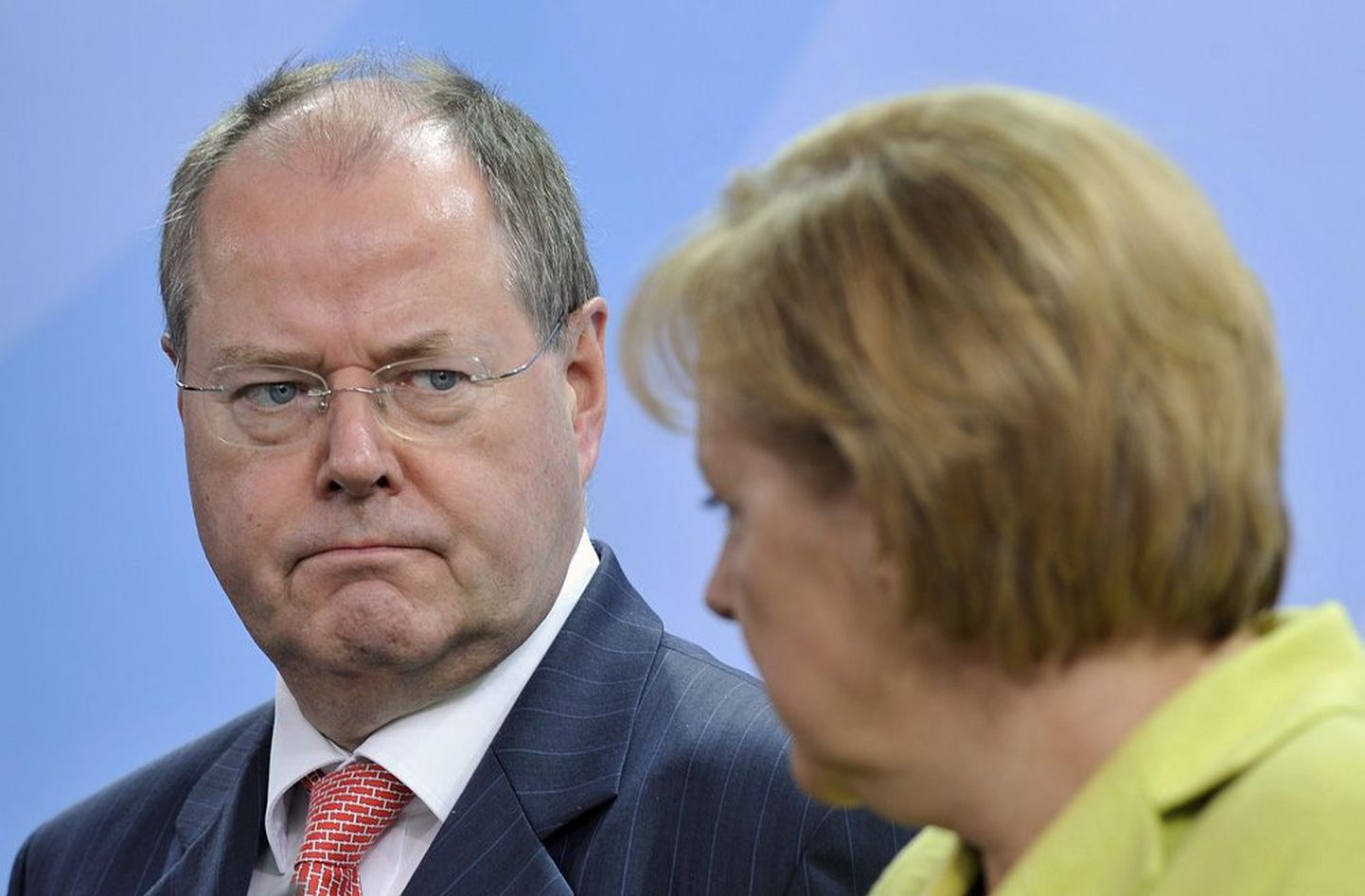 Merkelile vastu astuv sotsiaaldemokraatide kantslerikandidaat Peer Steinbrück.
