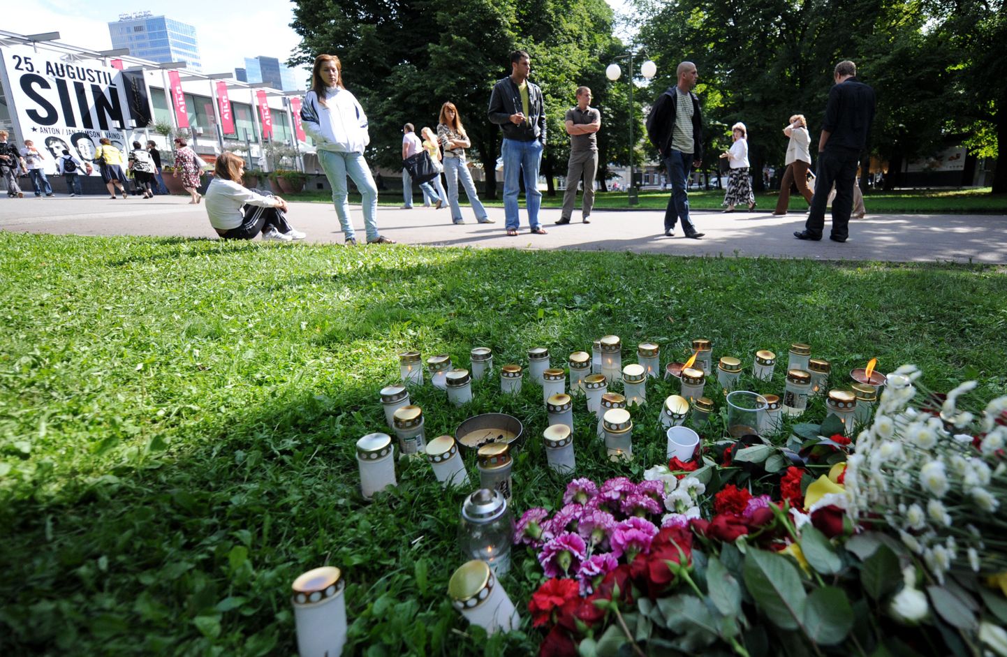 Augusti algul tapeti Tammsaare pargis tülitsedest noor mees.