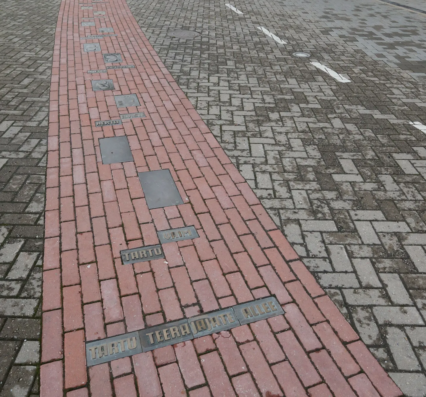 Tartu teerajajate allee.