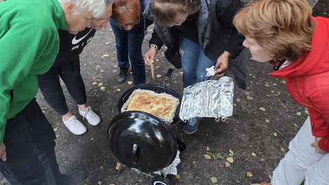 Kui kuidagi ei saa, siis kuidagi ikka saab. Järva naised koostavad nutikat kokaraamatut