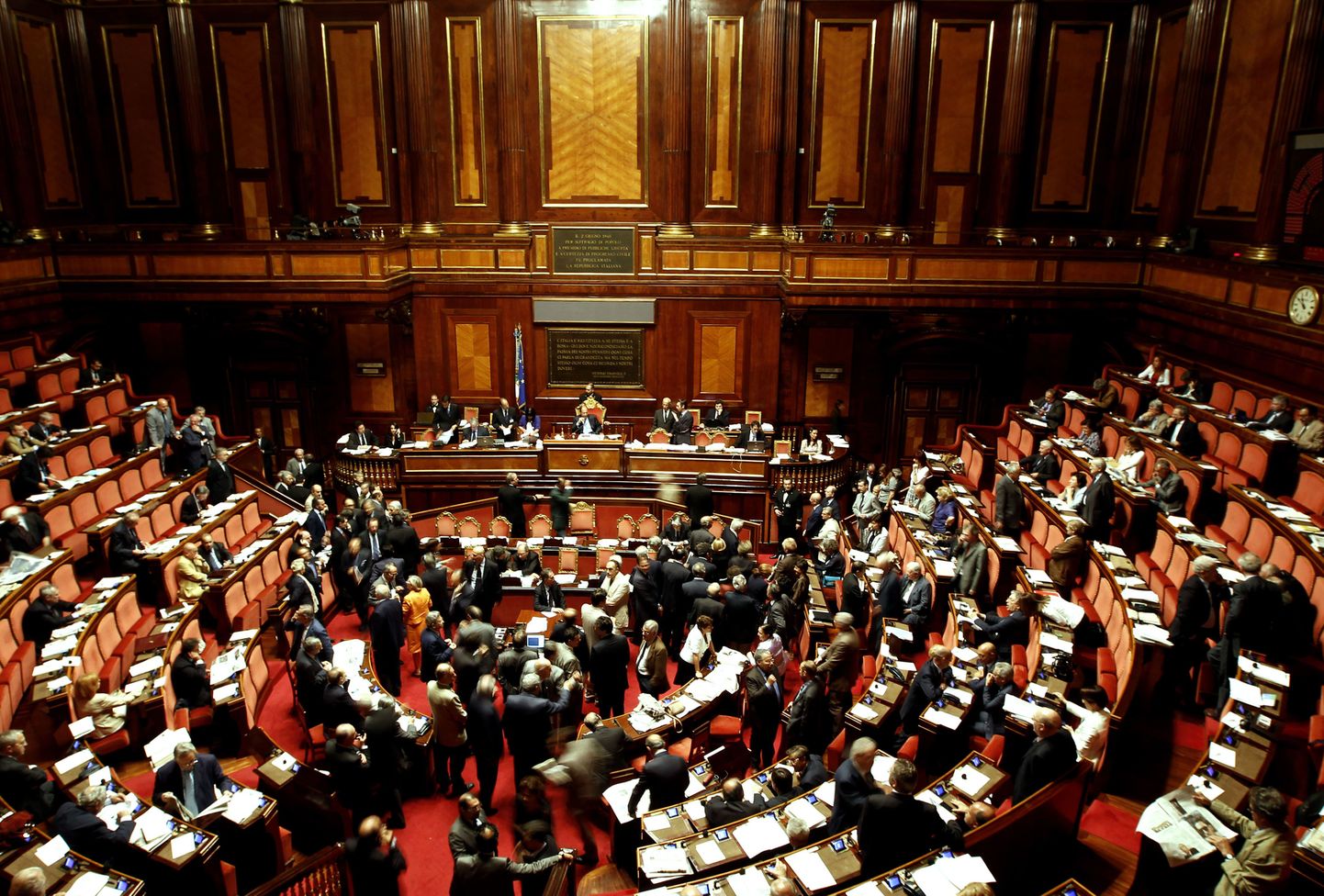 Itaalia senaatorid toetasid valitsuse kärpekava.