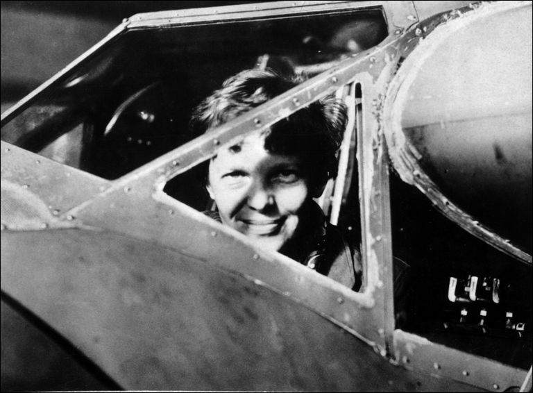 Amelia Earhart 1932 aastal Prantsusmaal Essonne'is