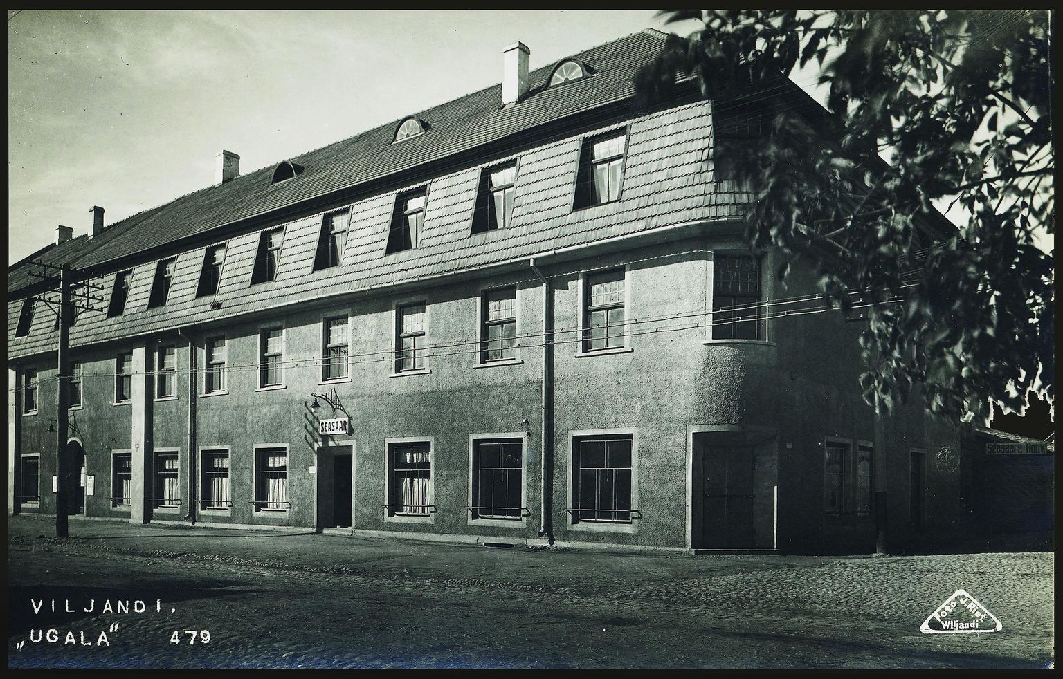 Ugala teater tegutses Seasaare kõrtsi teisel korrusel asuvas saalis aastatel 1924–1941.