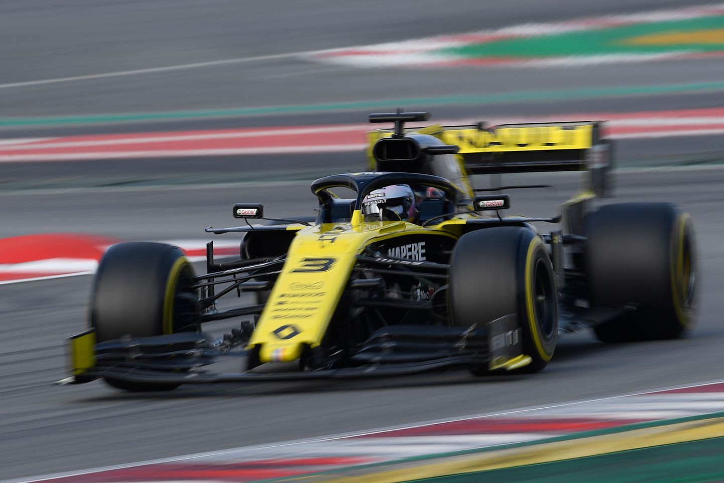 Daniel Ricciardo ja tema Renault