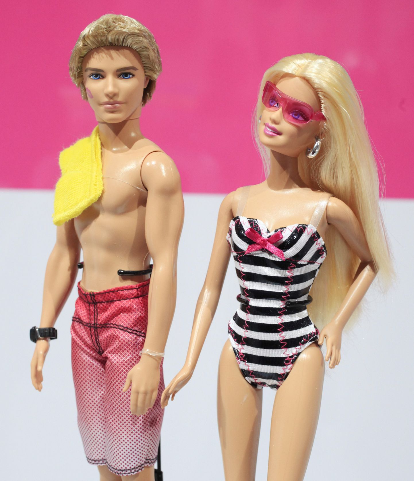 Barbie ja Ken.