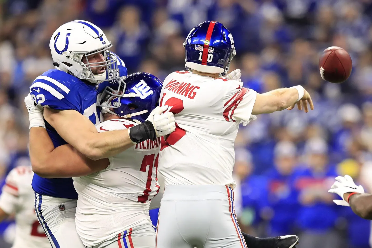 Margus Hunt on NFL-i väljakutel vastaste ründajaid murdnud numbri all 92.
