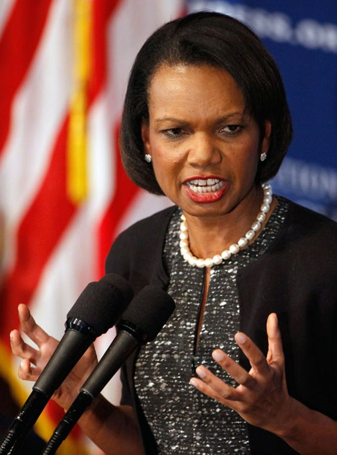 Diplomāte Kondolīza Raisa (Condoleezza Rice) .