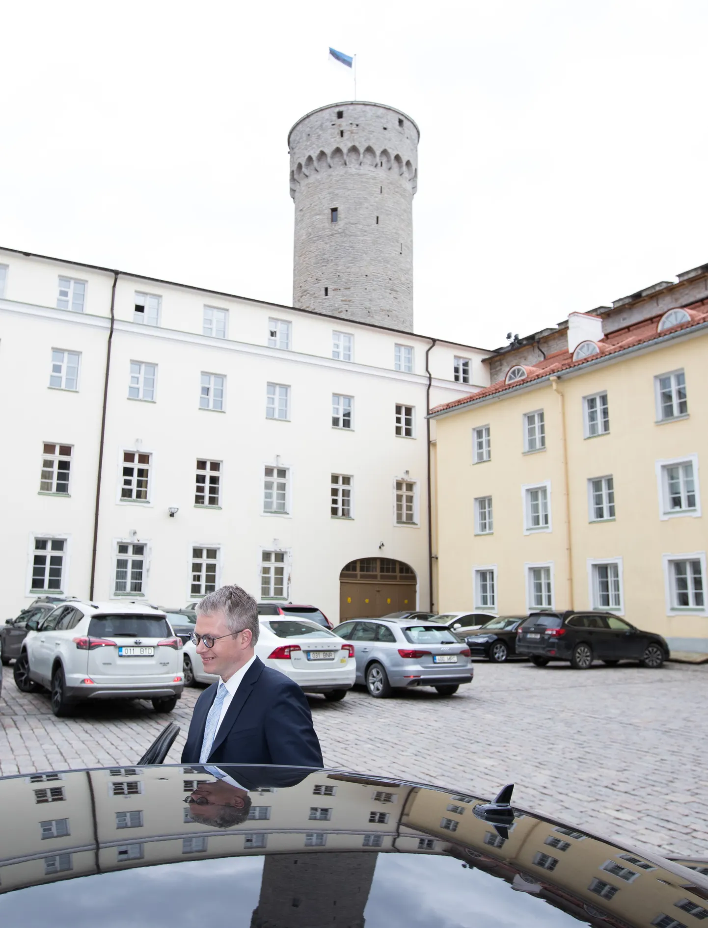 Ligi 40 protsenti küsitletutest ei nimetanud oma erakonnaeelistust, mis võib viidata sellele, et paljud valijad ei pea Eesti erakondadest-konnakestest midagi.