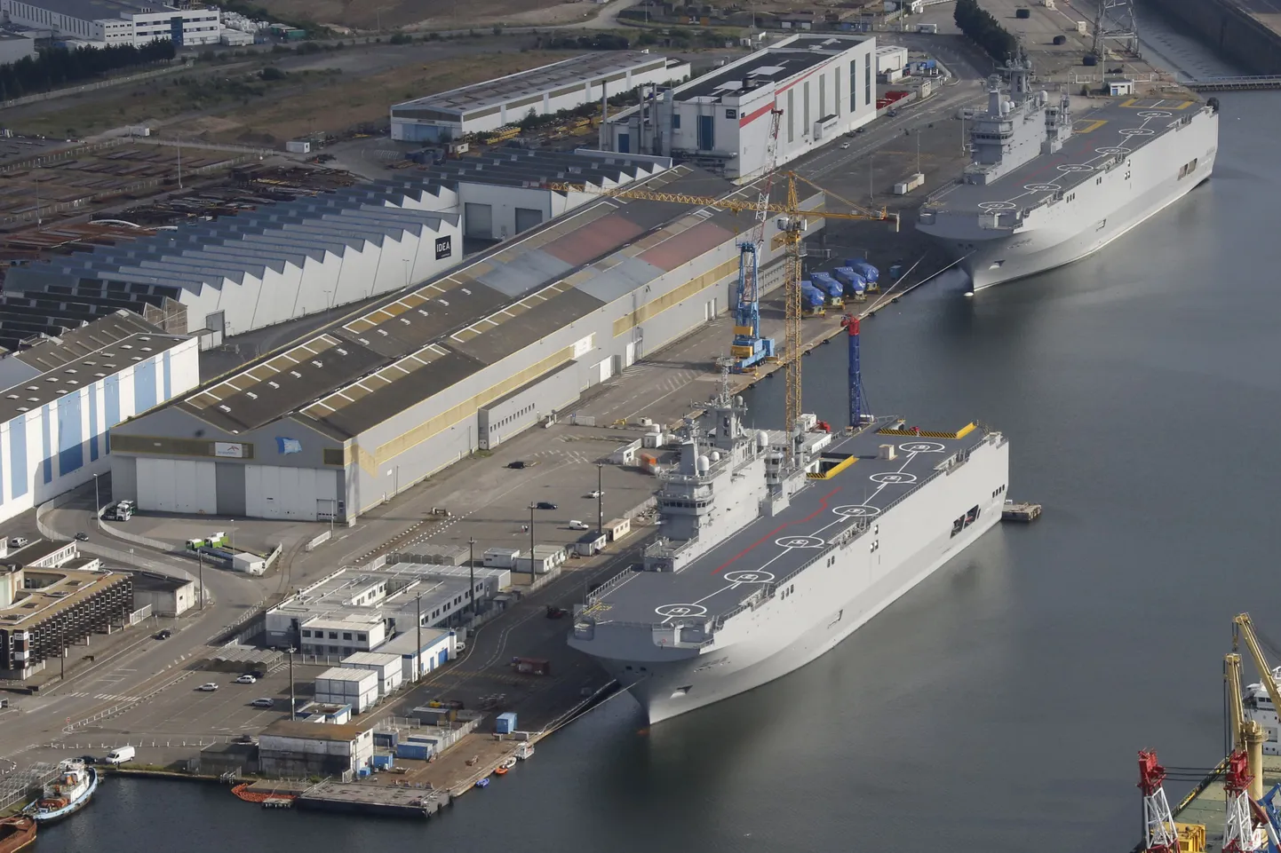 Vladivostok ja Sevastopol Saint-Nazaire'is edasist saatust ootamas.